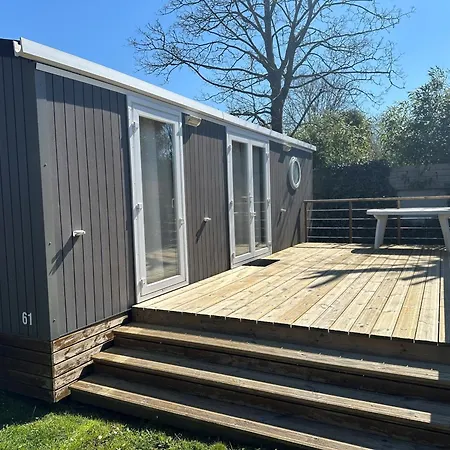 Mobil-home Confort 2 Chambres, Piscine Chauffee, 200 M De La Plage, Parking Et Wi-fi Inclus - Fr-1-361a-77 Holiday home *
