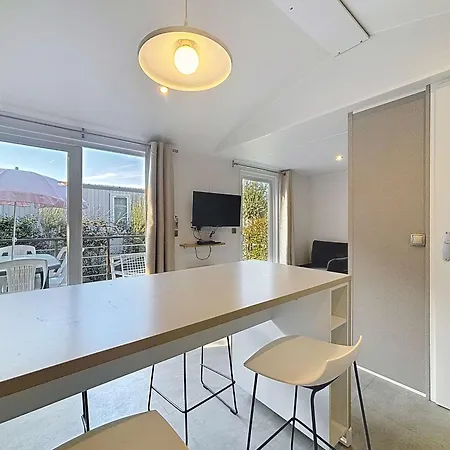 بيت للعطل Mobil-home Confort 2 Chambres, Piscine Chauffee, 200 M De La Plage, Parking Et Wi-fi Inclus - Fr-1-361a-77 جولوفيل ليه باه